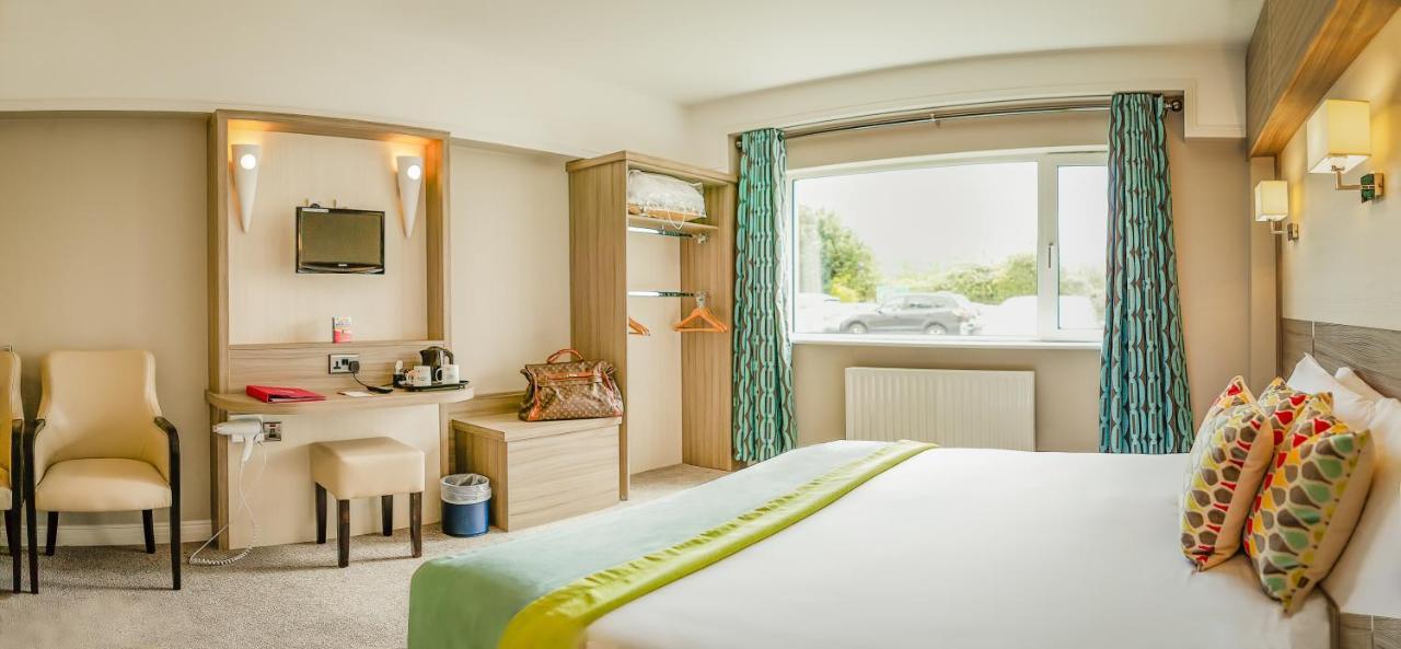 The Gleneagle Hotel & Apartments Killarney Room photo